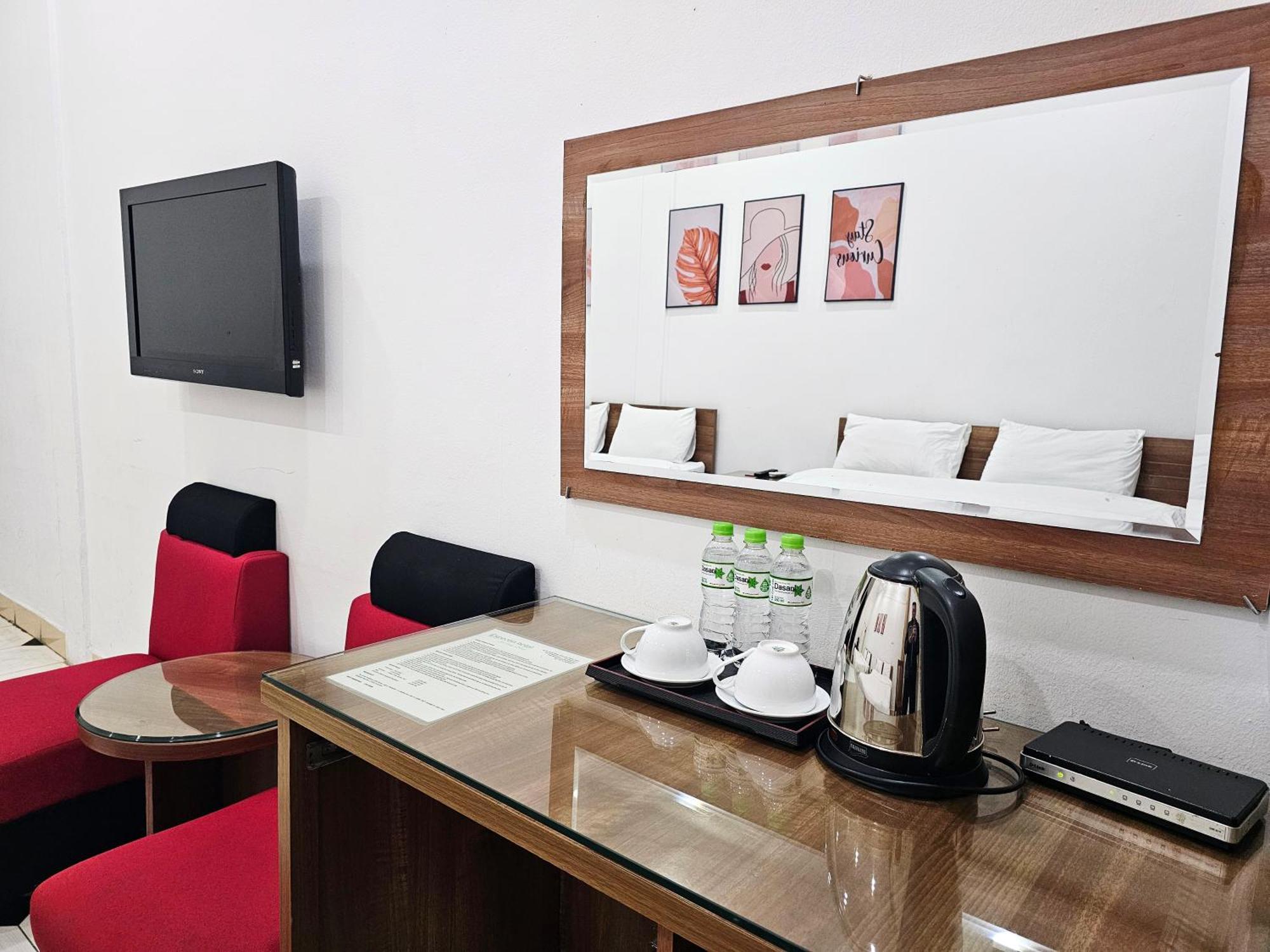 Especen Hotel Ханой Екстериор снимка