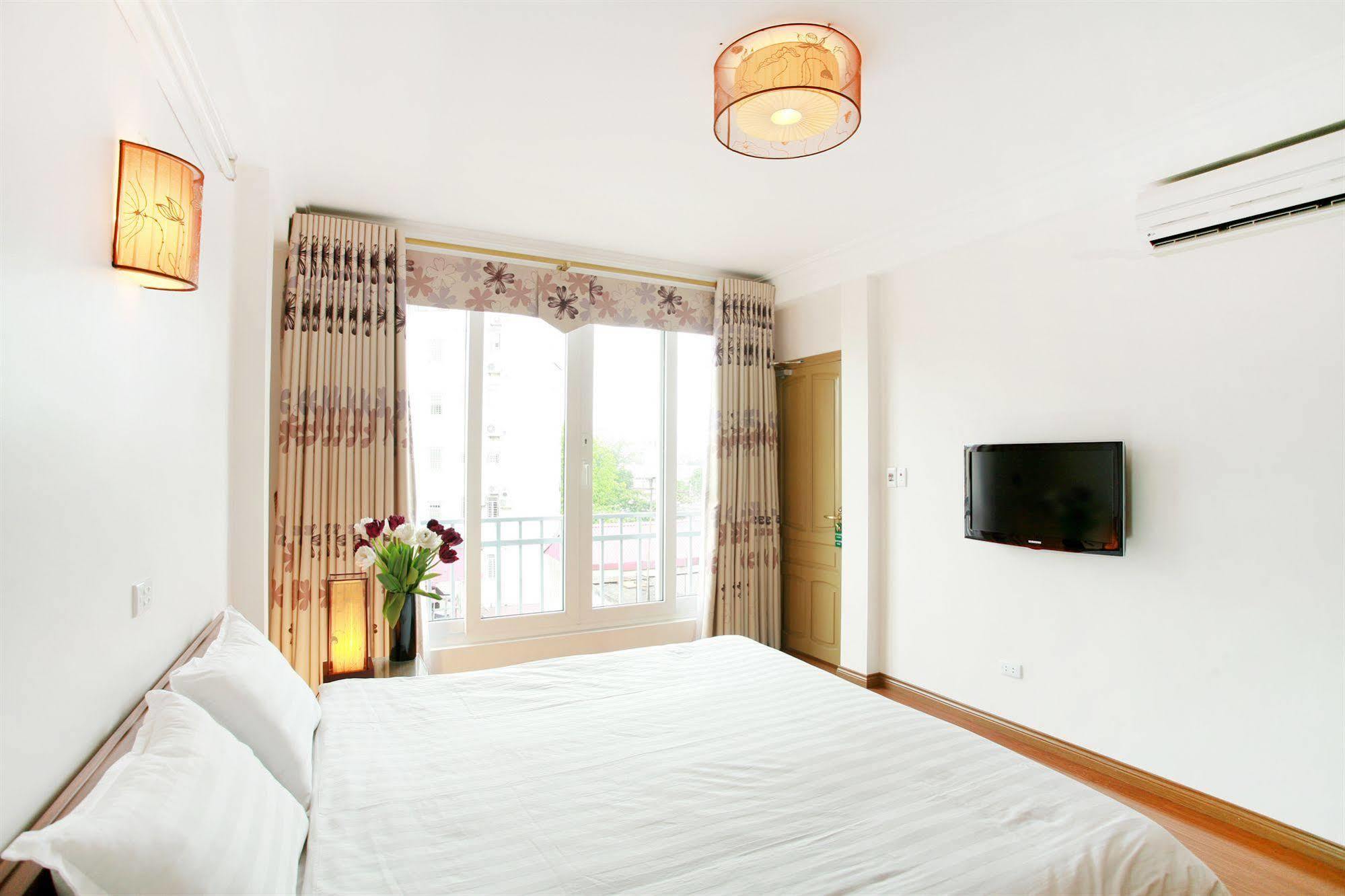 Especen Hotel Ханой Екстериор снимка