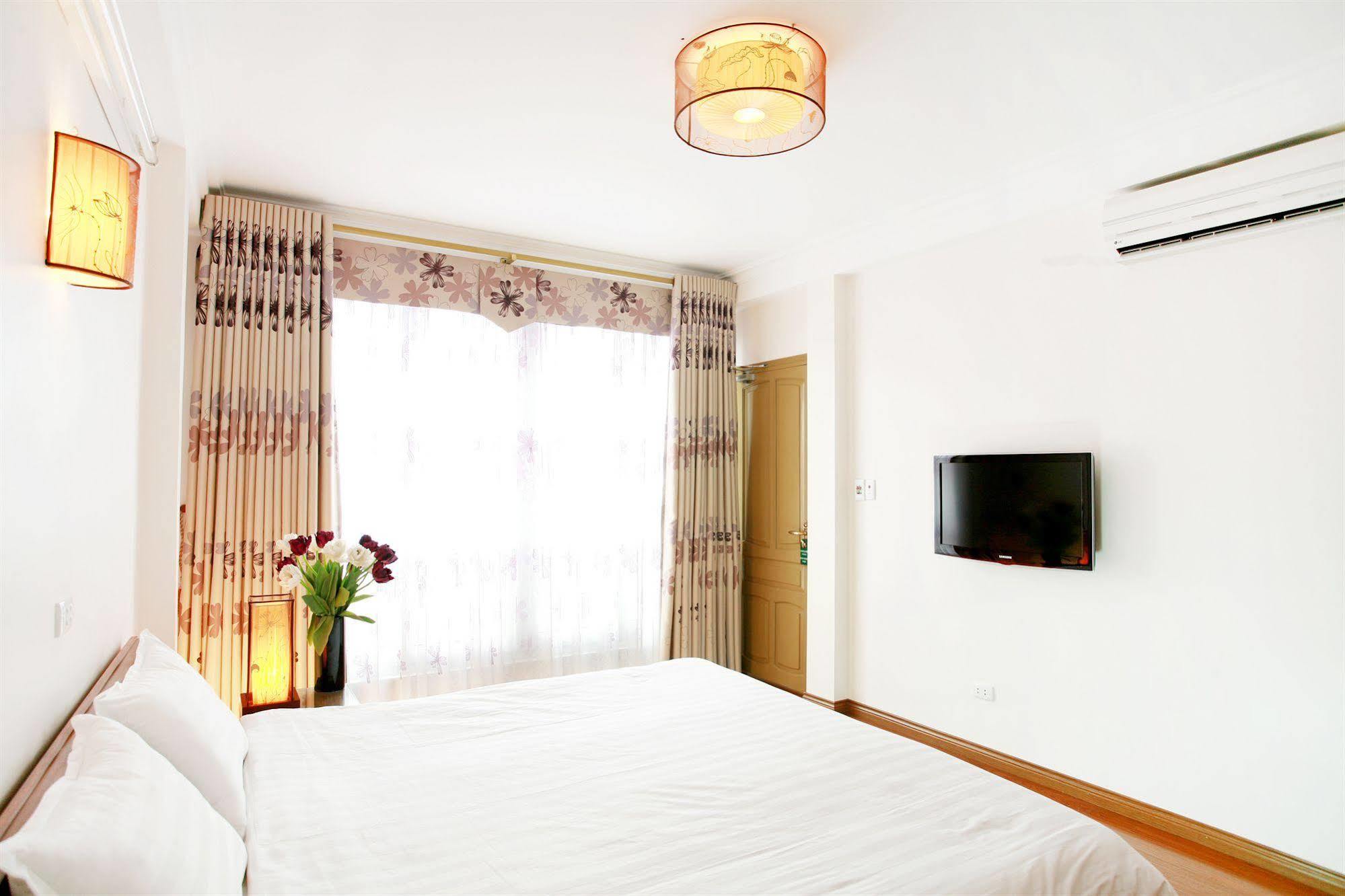 Especen Hotel Ханой Екстериор снимка