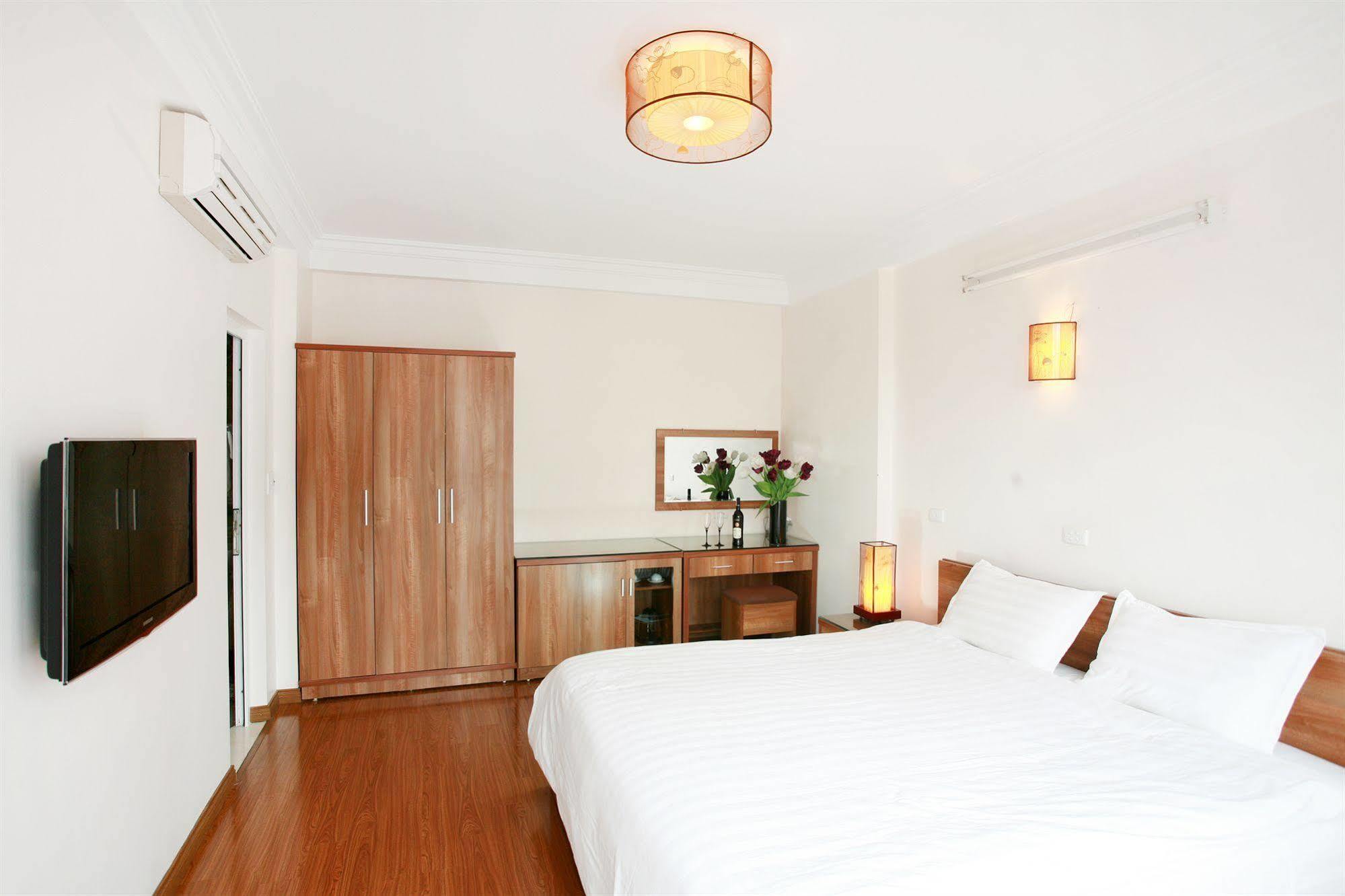 Especen Hotel Ханой Екстериор снимка